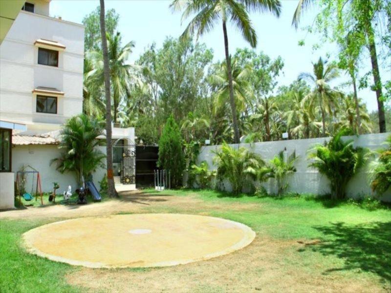 Hotel Sai Regency Daman Exterior foto
